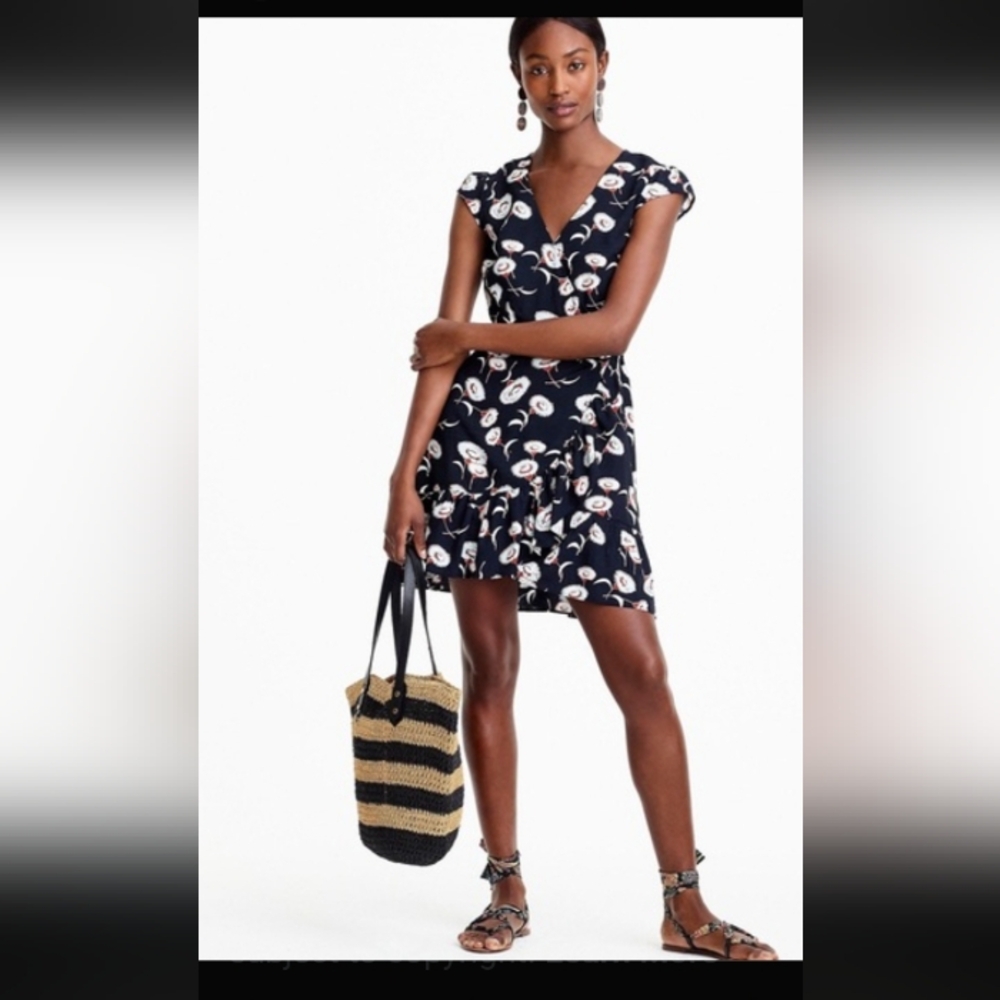 J Crew Mercantile Faux Wrap Mini Floral V-Neck Dress. NWOT. Size 4 Petite